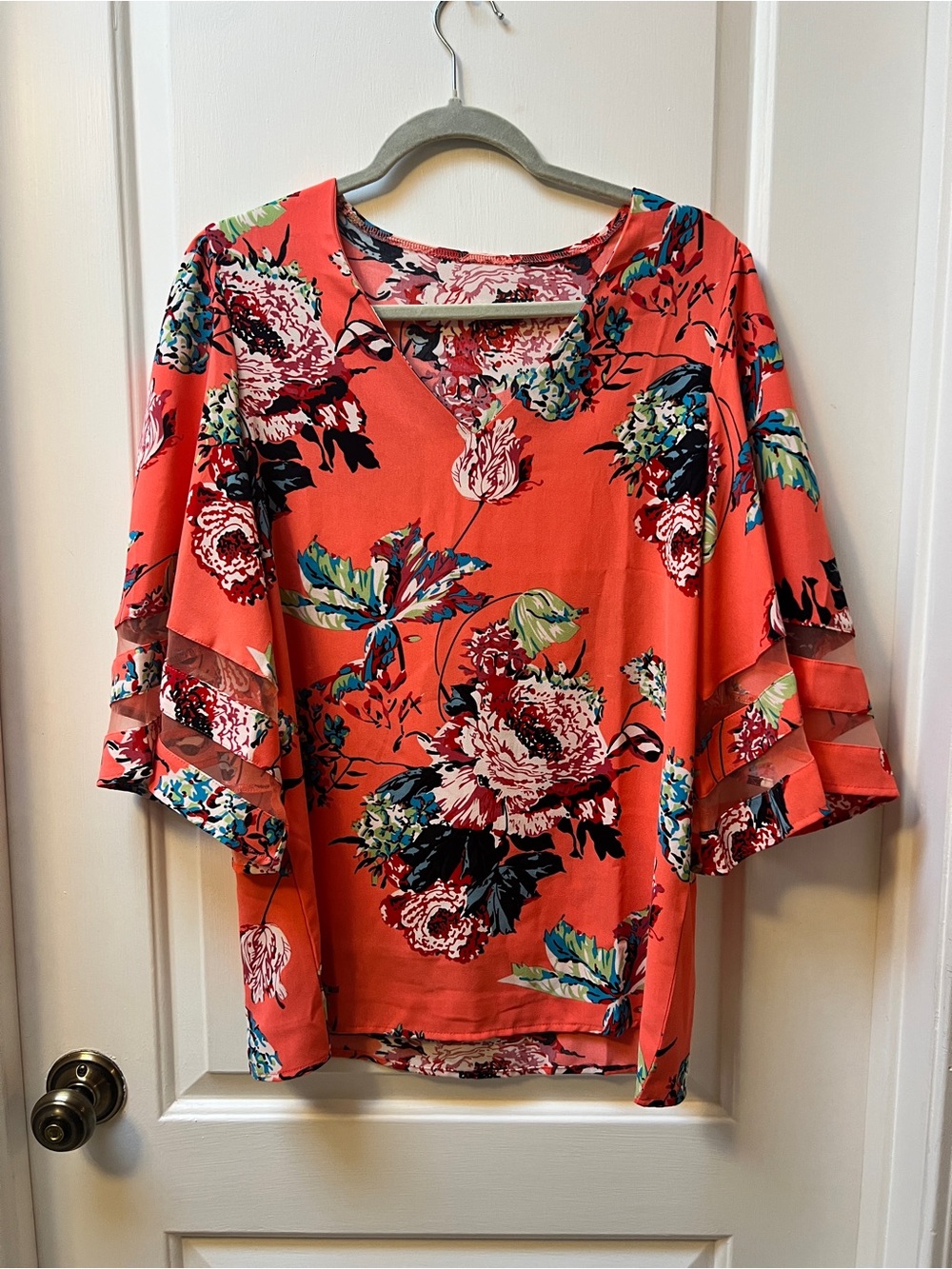 Source Unknown Coral Floral V-Neck Flutter Sleeve Blouse